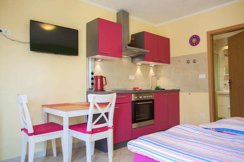 Apartment Dunja Cres Buitenkant foto