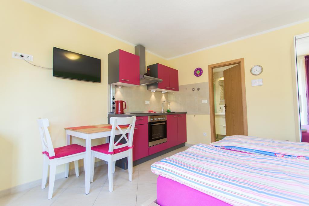Apartment Dunja Cres Buitenkant foto
