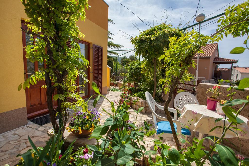 Apartment Dunja Cres Buitenkant foto