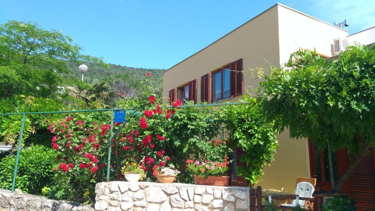 Apartment Dunja Cres Buitenkant foto